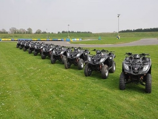  Trabajamos con los últimos modelos Cuatrimoto Bike 